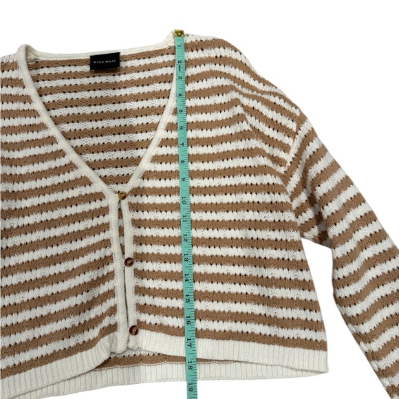 💜5/$50💜 Striped Cream and Brown Women's Cardigan - Picture 5 of 7